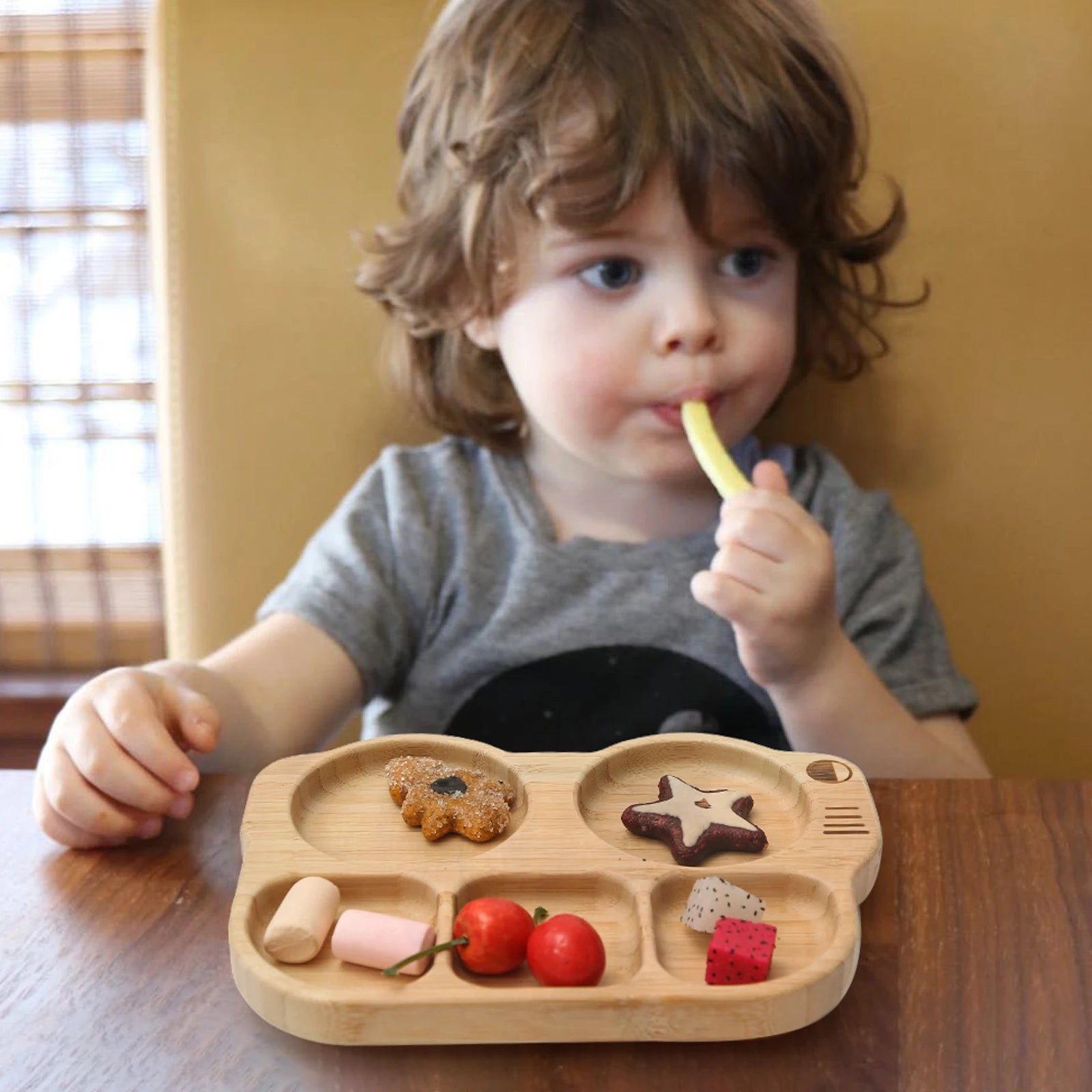 Wooden Car Tableware Set for Toddlers | Blooming Babies